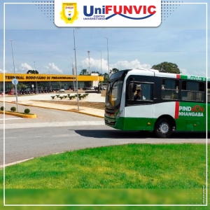 Terminal Rodoviário Paulo de Andrade e UniFUNVIC, lado a lado.